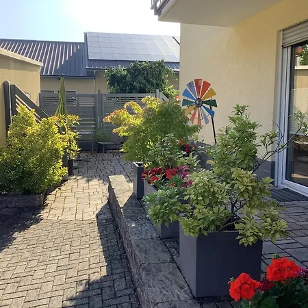 Zenz - Ferienwohungen Daire Ernst