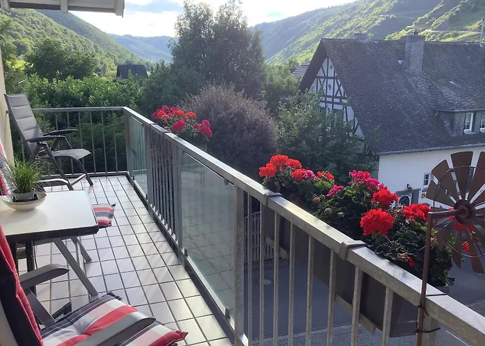 Zenz - Ferienwohungen * 에른스트